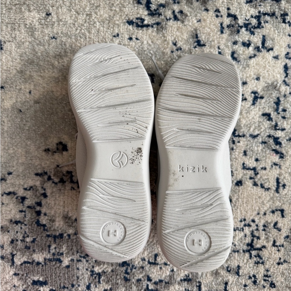 Kizik Madrid Eco Knot Light Gray Sneakers - Picture 6 of 6